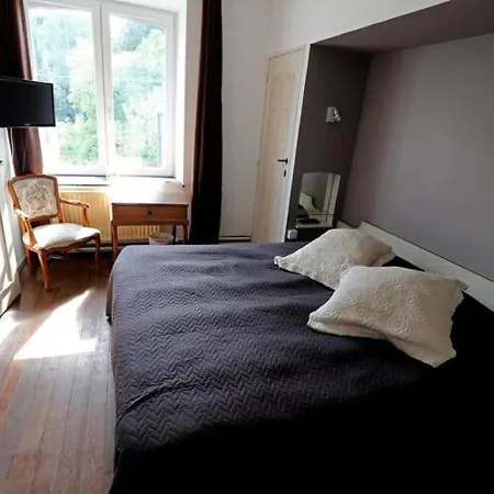 Hébergement de vacances House In With Large Park Where The Ave Flows Rochefort